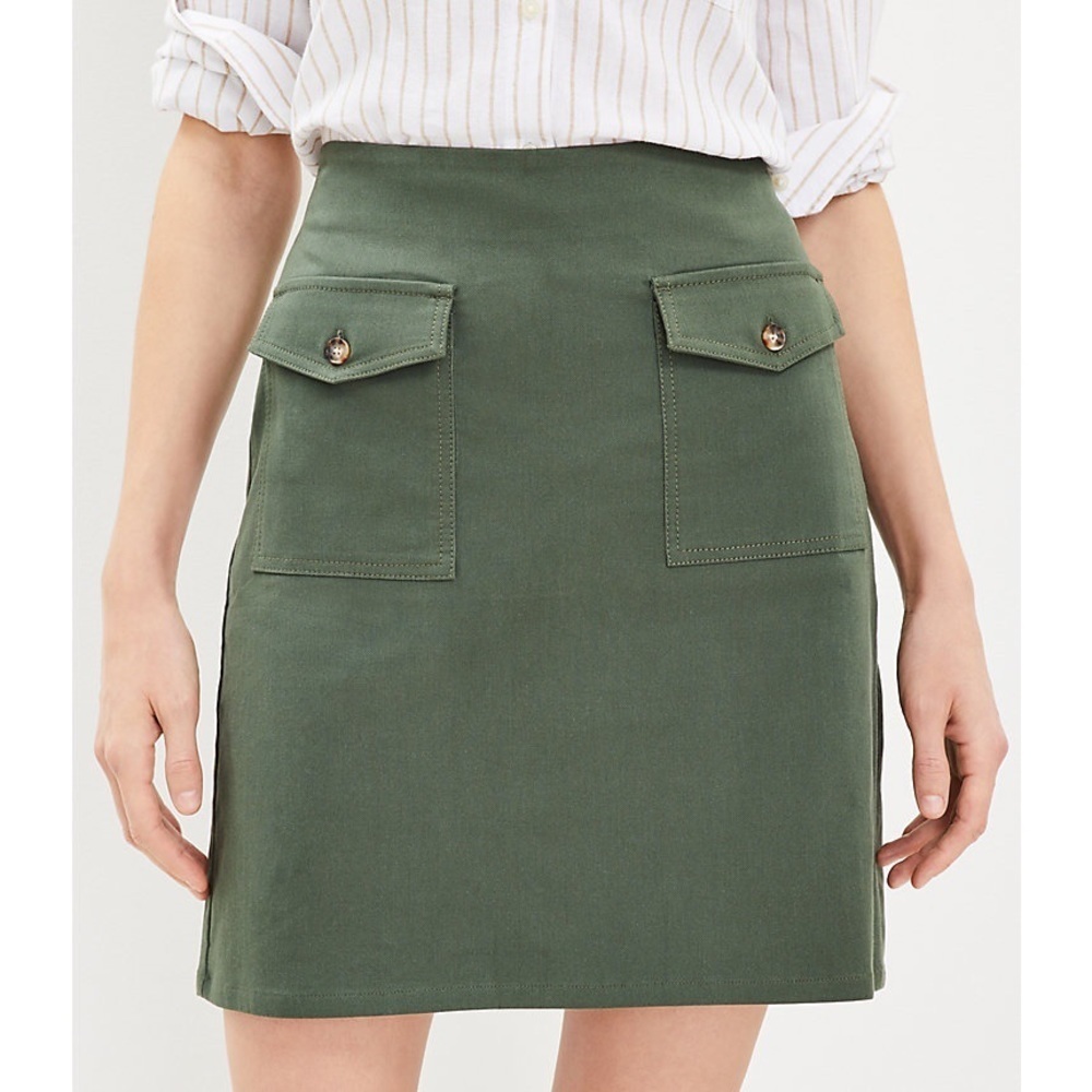 NWT LOFT Button Pocket Shift Academia Skirt Size 4